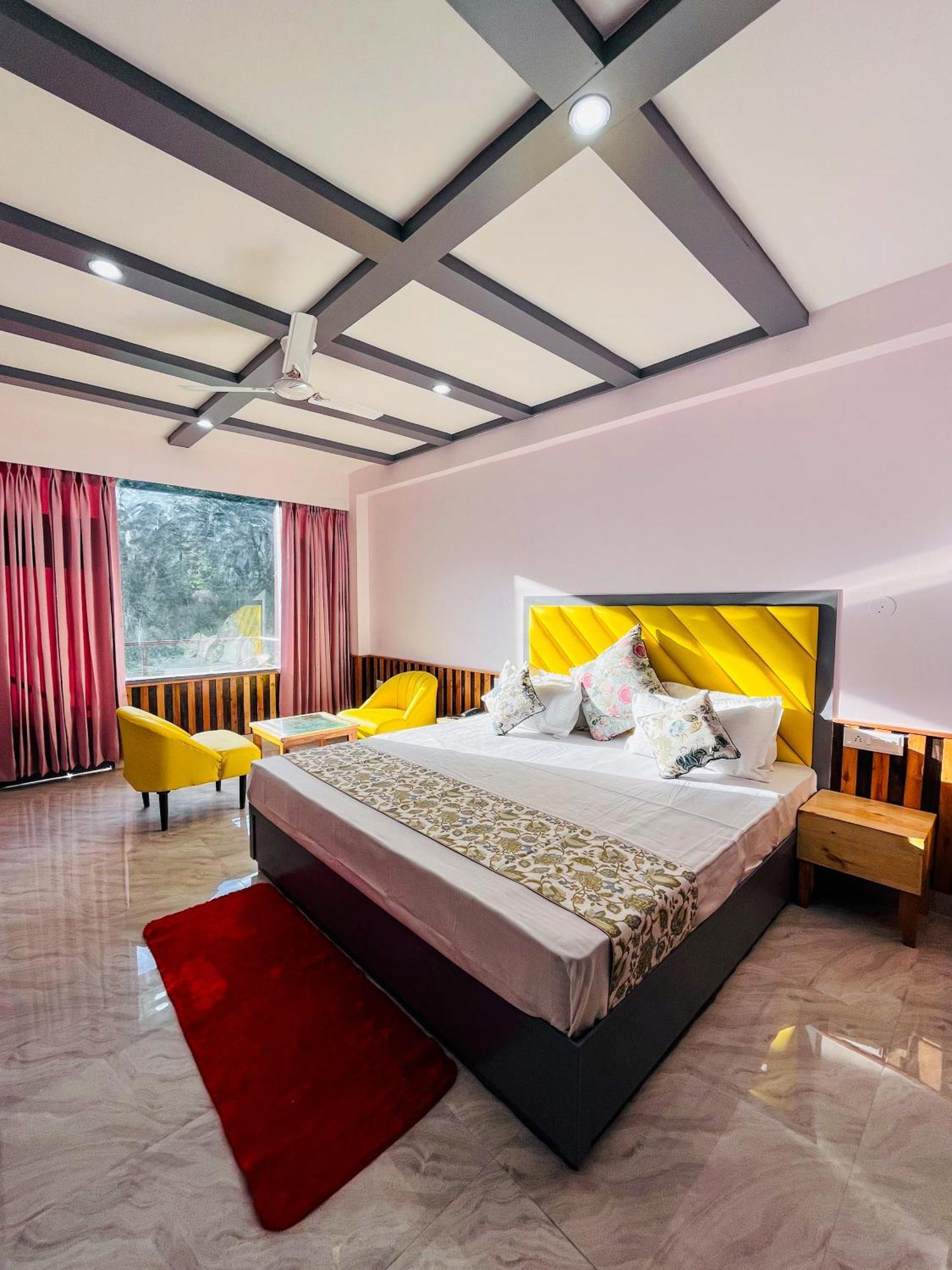 Hotel Apple Flower Manāli Exterior foto